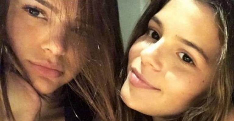 Aos 16 anos, irmã de Bruna Marquezine é flagrada com namorado enquanto atriz fica segurando vela; Veja fotos Aos 16 anos, irmã de Bruna Marquezine é flagrada com namorado enquanto atriz fica segurando vela; Veja fotos