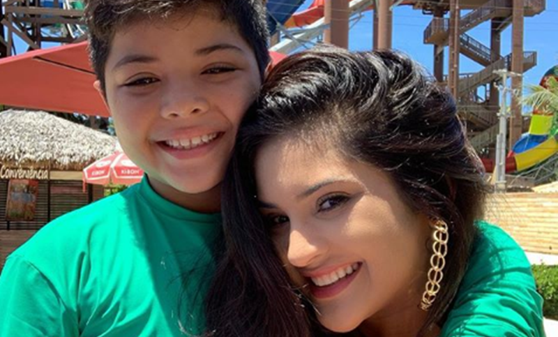 Mileide Mihaile fala sobre desafios de criar o filho sozinha: "O amor dá um jeito em tudo" Mileide Mihaile fala sobre desafios de criar o filho sozinha: "O amor dá um jeito em tudo"
