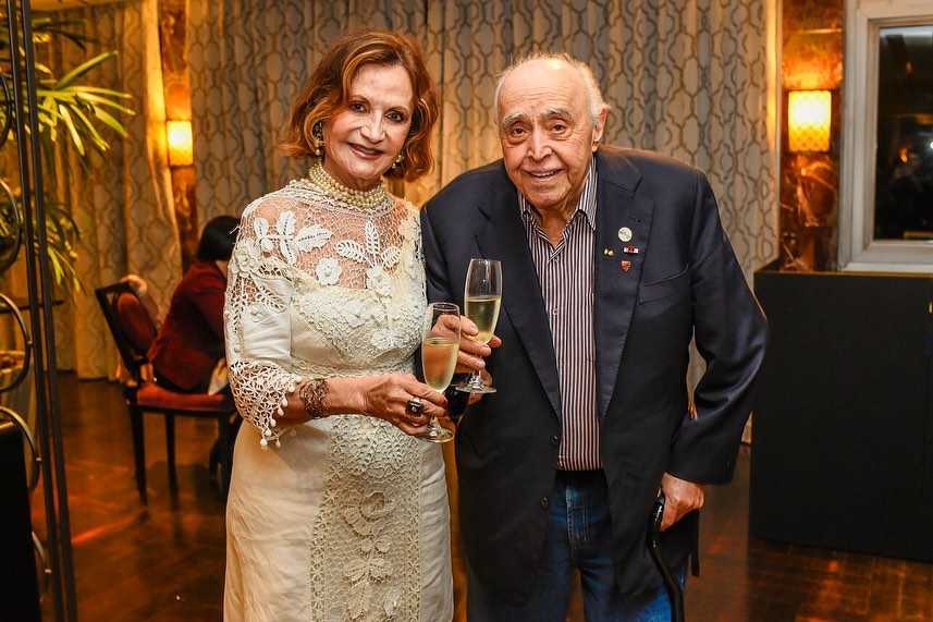 Rosamaria Murtinho e Mauro Mendonça celebram 60 anos de casados com festa em hotel