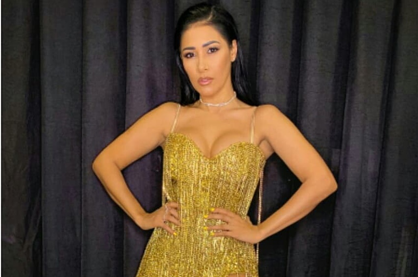 simaria vestido dourado