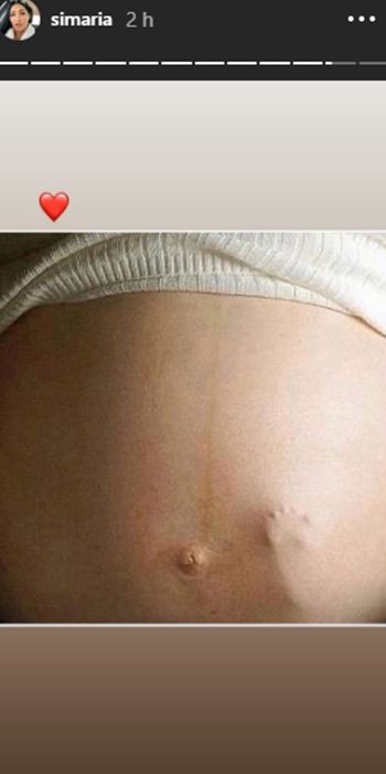 Bebê a caminho? Simaria posta foto misteriosa e fãs se animam com possível nova gravidez Bebê a caminho? Simaria posta foto misteriosa e fãs se animam com possível nova gravidez