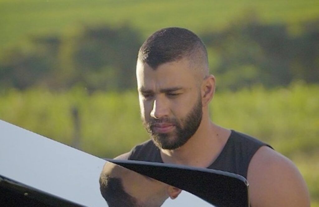 Gusttavo Lima celebra 50 milhões de visualizações em clipe de 'Saudade Sua': "Só tenho a agradecer" Gusttavo Lima celebra 50 milhões de visualizações em clipe de 'Saudade Sua': "Só tenho a agradecer"