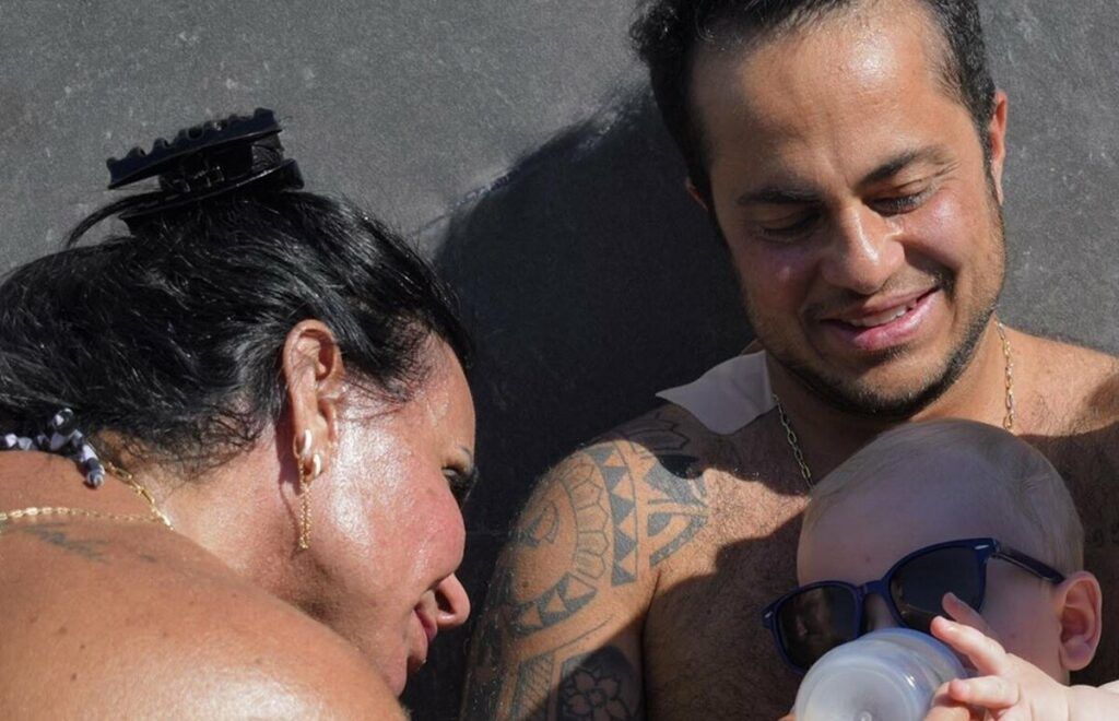 Thammy Miranda define significado de ser pai e emociona: "Amar e não abandonar" Thammy Miranda define significado de ser pai e emociona: "Amar e não abandonar"