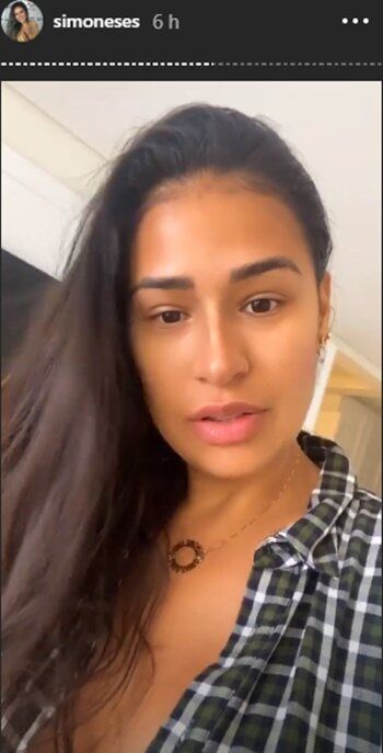 Simone revela que não está usando maquiagem em casa: "Prefiro ficar assim de cara limpa" Simone revela que não está usando maquiagem em casa: "Prefiro ficar assim de cara limpa"