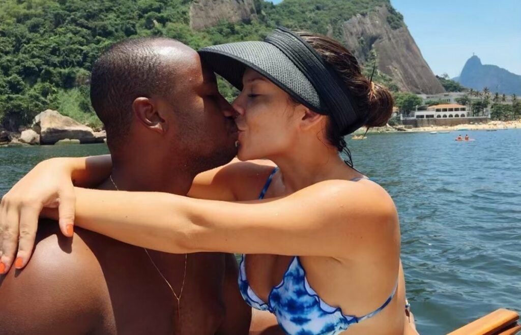 Thiaguinho se declara para a ex-esposa, Fernanda Souza: "Agradeço a Deus por ter você na minha vida" Thiaguinho se declara para a ex-esposa, Fernanda Souza: "Agradeço a Deus por ter você na minha vida"