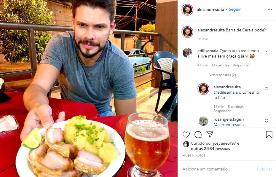 Irmão de Andressa Suita debocha de live de Gusttavo Lima: "O torresmo tá bão" Irmão de Andressa Suita debocha de live de Gusttavo Lima: "O torresmo tá bão"