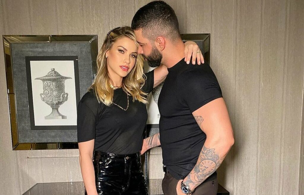 Pai de Santo recomenda reconciliação de Gusttavo Lima e Andressa Suita: "Ainda há amor" Pai de Santo recomenda reconciliação de Gusttavo Lima e Andressa Suita: "Ainda há amor"