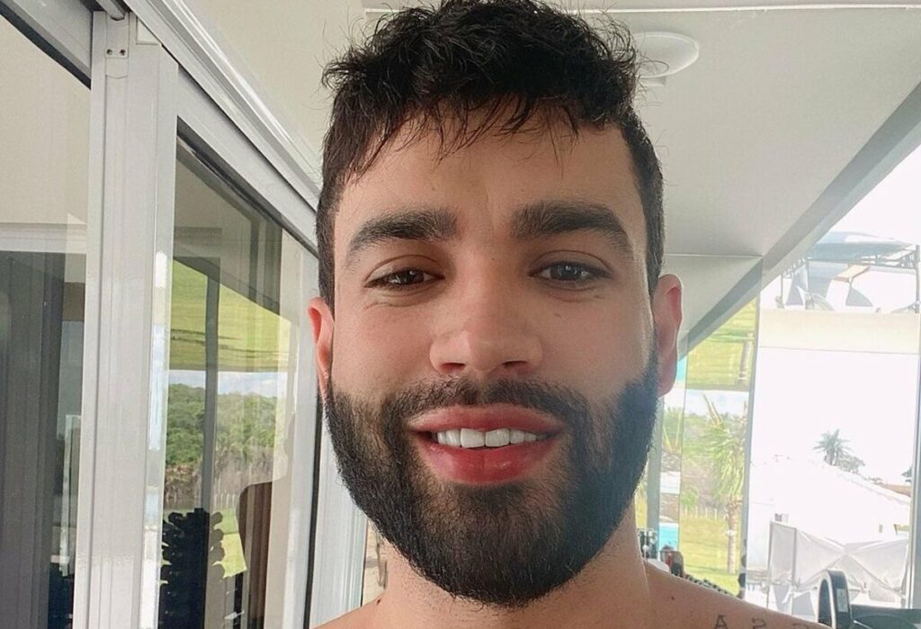 Descontrolada, socialite divulga suposto vídeo de Gusttavo Lima com amante e revolta os fãs do cantor Descontrolada, socialite divulga suposto vídeo de Gusttavo Lima com amante e revolta os fãs do cantor