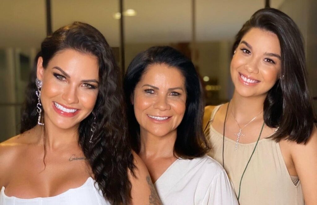 Mãe de Andressa Suita se pronuncia sobre gravidez da filha caçula, Luara: "Venha com saúde" Mãe de Andressa Suita se pronuncia sobre gravidez da filha caçula, Luara: "Venha com saúde"