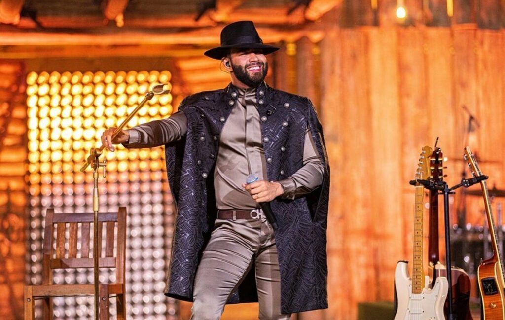 Gusttavo Lima vende todos os shows de 2022 por R$ 100 milhões Gusttavo Lima vende todos os shows de 2022 por R$ 100 milhões
