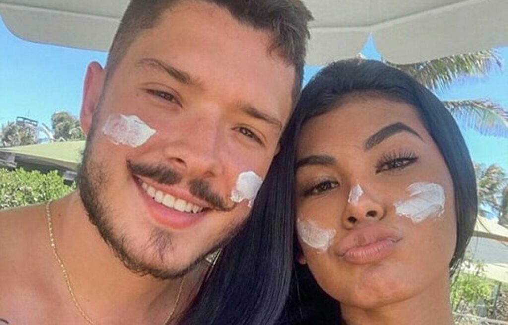 Pocah diz que não deu unfollow no noivo: "Ele que me bloqueou" Pocah diz que não deu unfollow no noivo: "Ele que me bloqueou"
