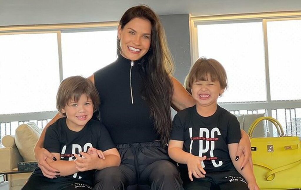 Andressa Suita faz alerta para as mães sobre virose em crianças: "Um irmão passou para o outro" Andressa Suita faz alerta para as mães sobre virose em crianças: "Um irmão passou para o outro"