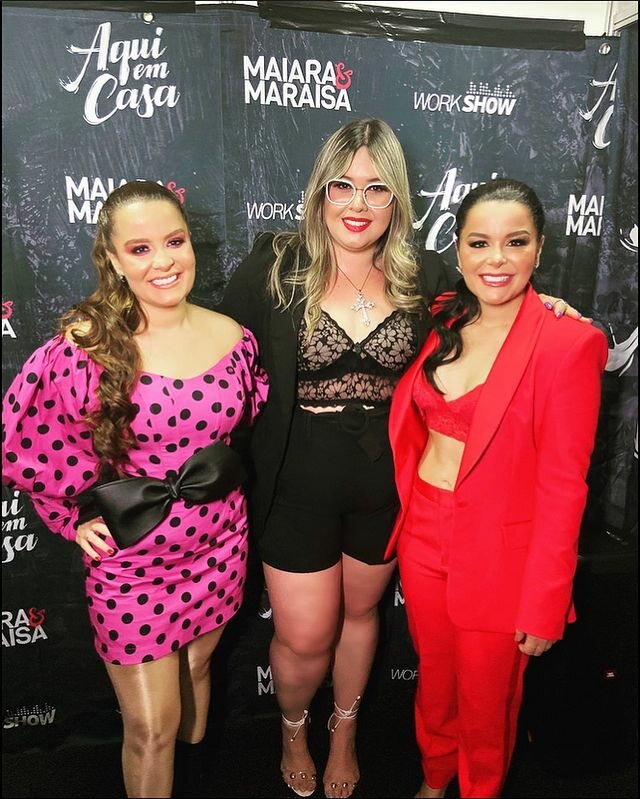 Mãe de Marília Mendonça passa a seguir fã 'sósia' da cantora no Instagram 