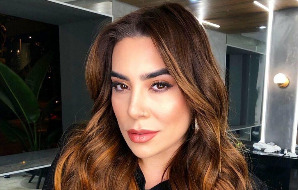 Prestes a ser confinada no BBB22, Naiara Azevedo faz três tatuagens Prestes a ser confinada no BBB22, Naiara Azevedo faz três tatuagens