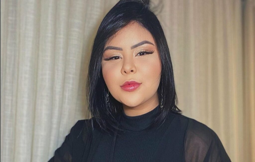 Sobrinha de Gusttavo Lima explica sumiço das redes sociais: "Mudei de profissão" Sobrinha de Gusttavo Lima explica sumiço das redes sociais: "Mudei de profissão"