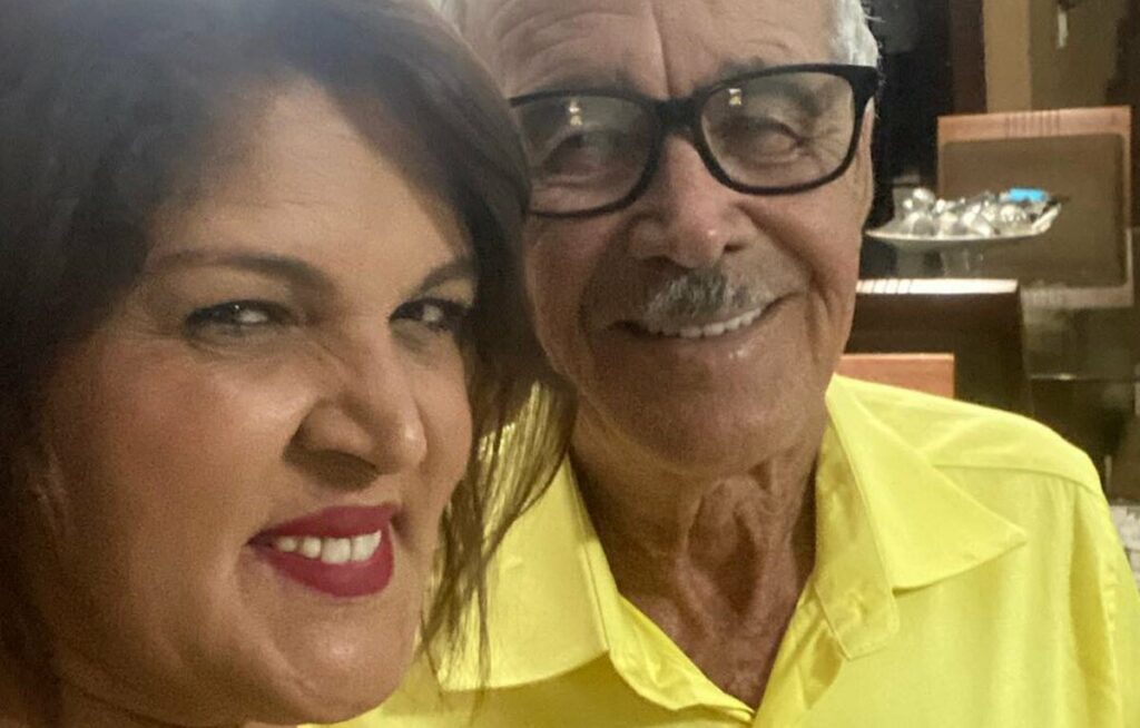 Esposa do pai de Gusttavo Lima dá receita para casamento perfeito: "Jesus, amor, paciência e respeito" Esposa do pai de Gusttavo Lima dá receita para casamento perfeito: "Jesus, amor, paciência e respeito"