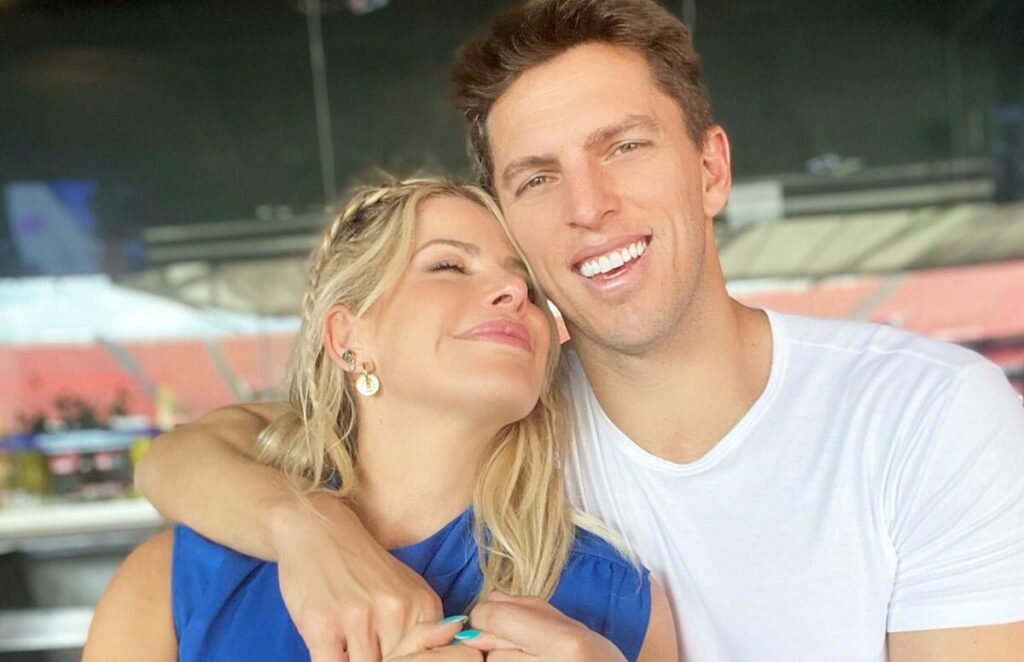 Chega ao fim o casamento de Karina Bacchi e Amaury Nunes após 4 anos Chega ao fim o casamento de Karina Bacchi e Amaury Nunes após 4 anos