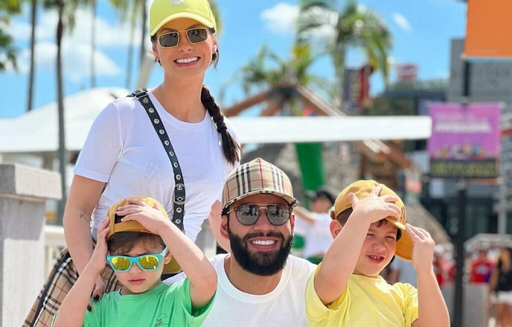Andressa Suita, esposa de Gusttavo Lima, lembra do filho ainda bebê: Andressa Suita, esposa de Gusttavo Lima, lembra do filho ainda bebê: